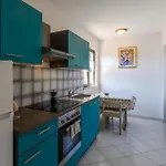 Cozy In With Wifi Апартаменты *