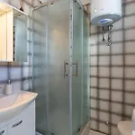 Апартаменты Cozy In With Wifi Пореч
