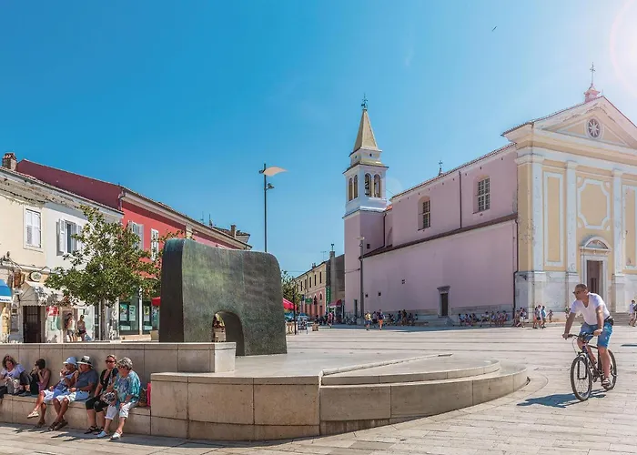 Lovely In With Wifi Apartamento Poreč