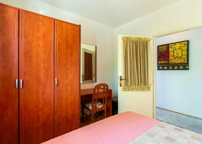 Lovely In With Wifi Apartamento Poreč